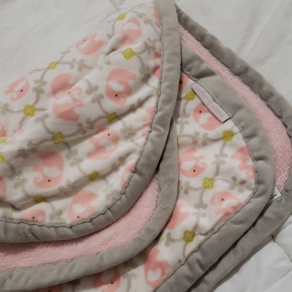 Adorable, soft baby blanket